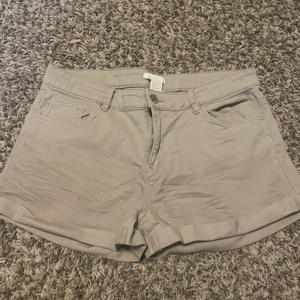 Women's Tan ShortsH